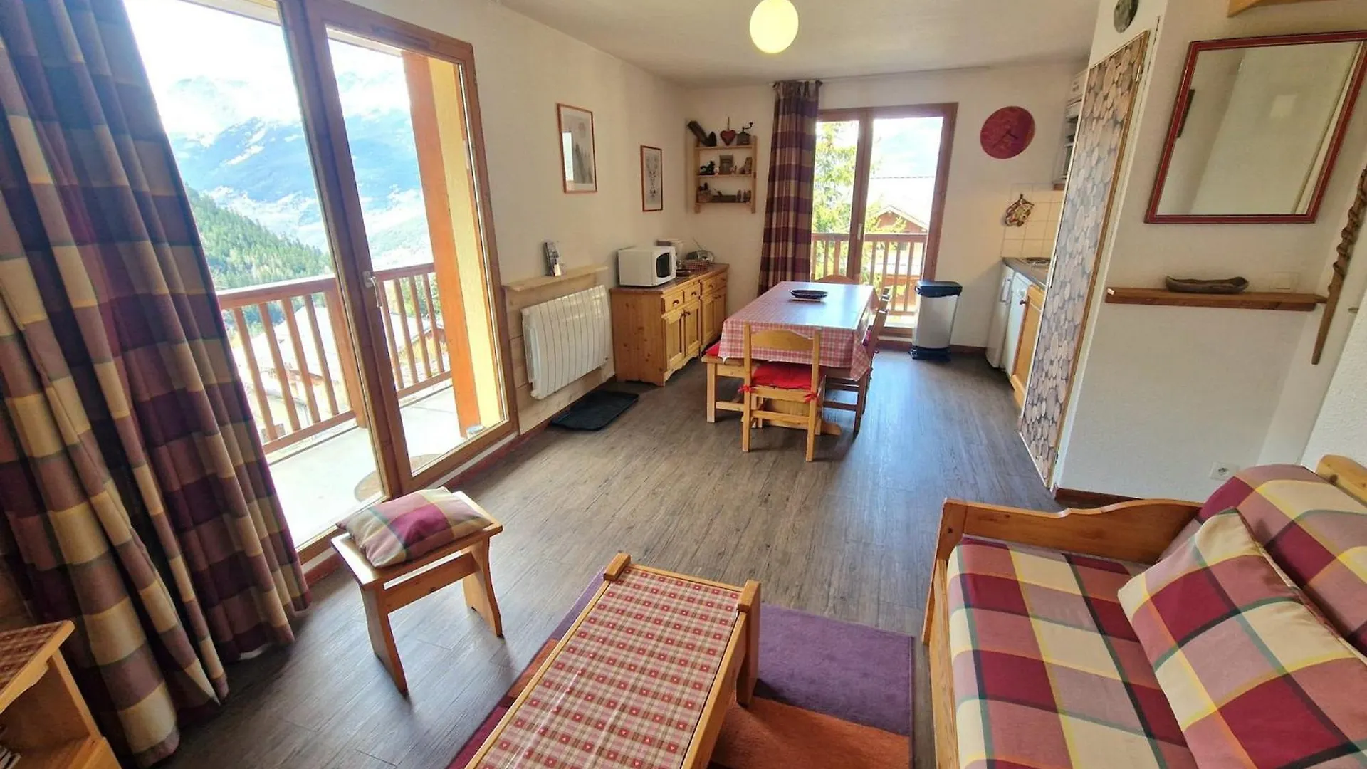 Apartment Appartement 3 Pieces Pour 4/6 Pers A Valfrejus Avec Balcon - Fr-1-265-181 France