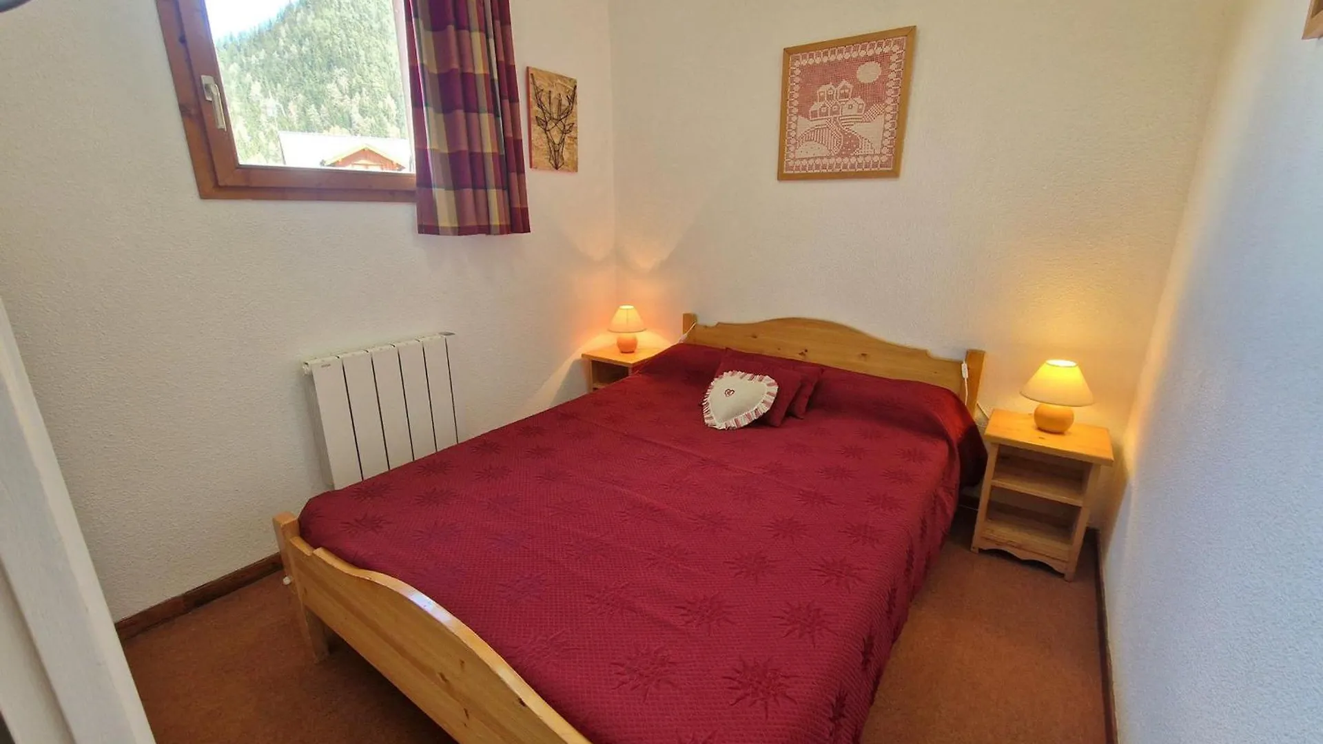 Appartement 3 Pieces Pour 4/6 Pers A Valfrejus Avec Balcon - Fr-1-265-181 Apartment